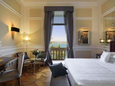 Grand Des Etrangers Syracuse